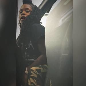 Meet your Posher, Ky